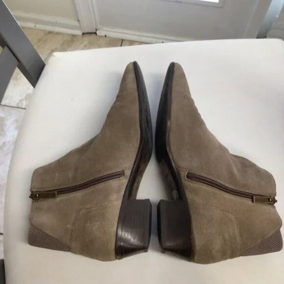 Aquatalia Ankle Boots Tan-Beige Low-Heel Booties Suede US 8 - Picture 2 of 7